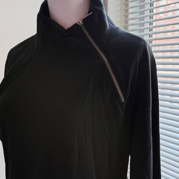 Black Long Sleeve Dress with Zipper Detail - Picture 2 of 5
